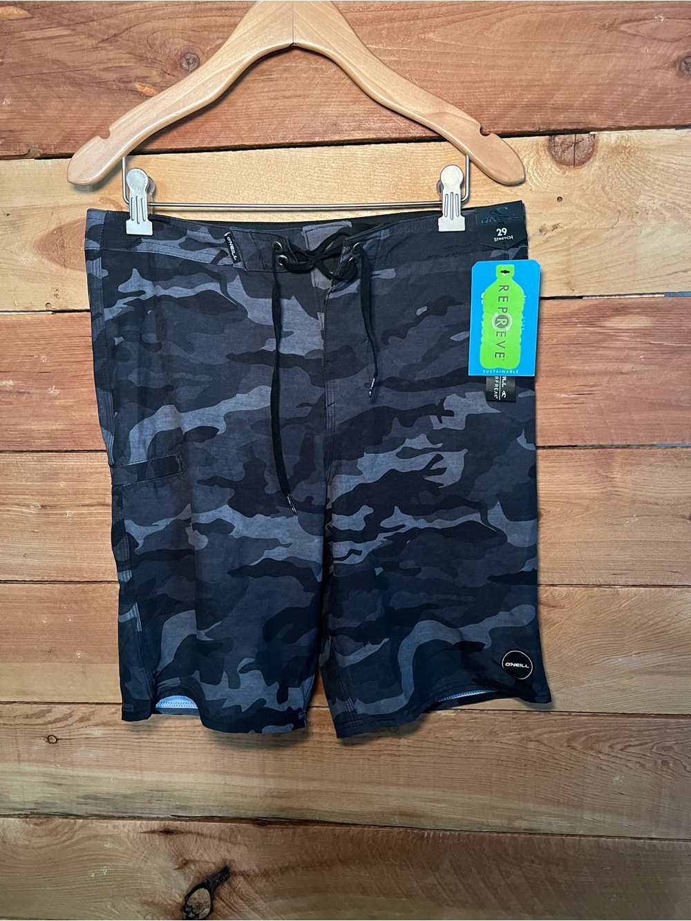 O'Neill Men's Black & Gray Camo Boardshorts